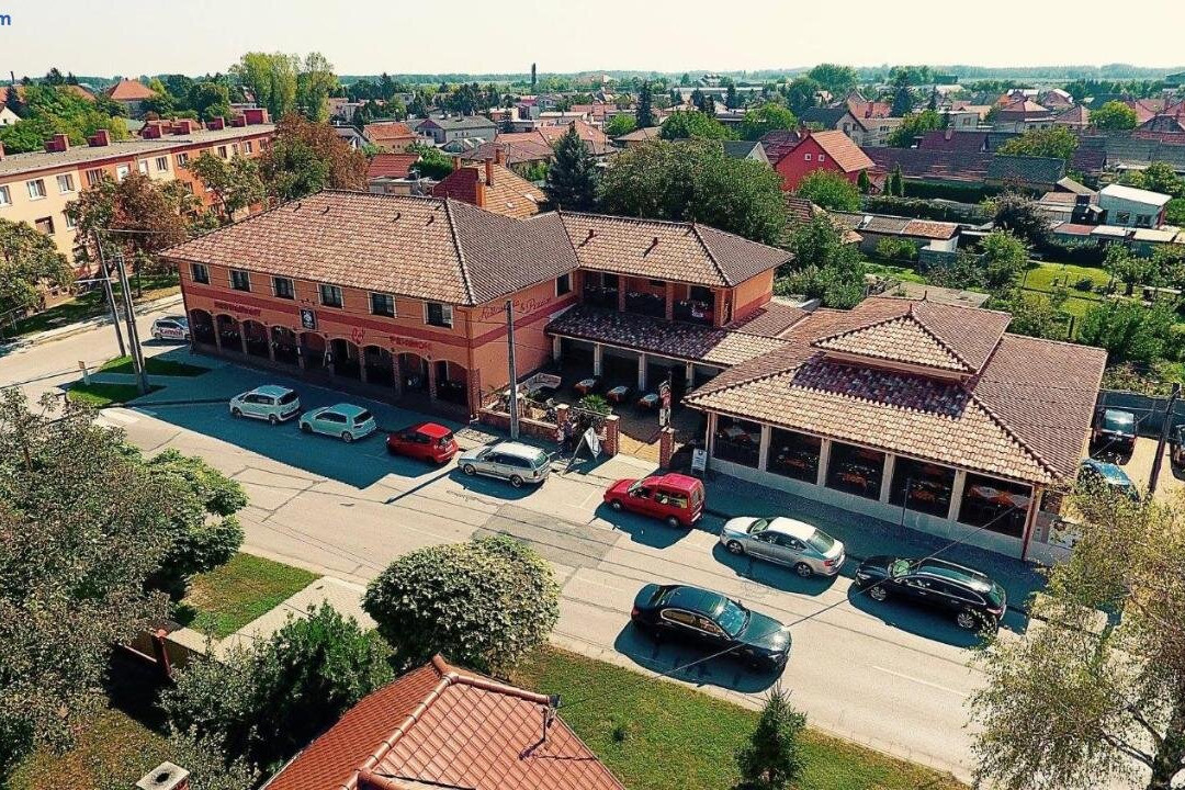 Corvin Pension主图