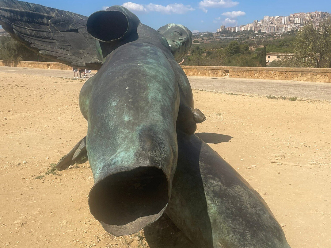 Statua di Icaro Caduto-阿格里真托必去景点