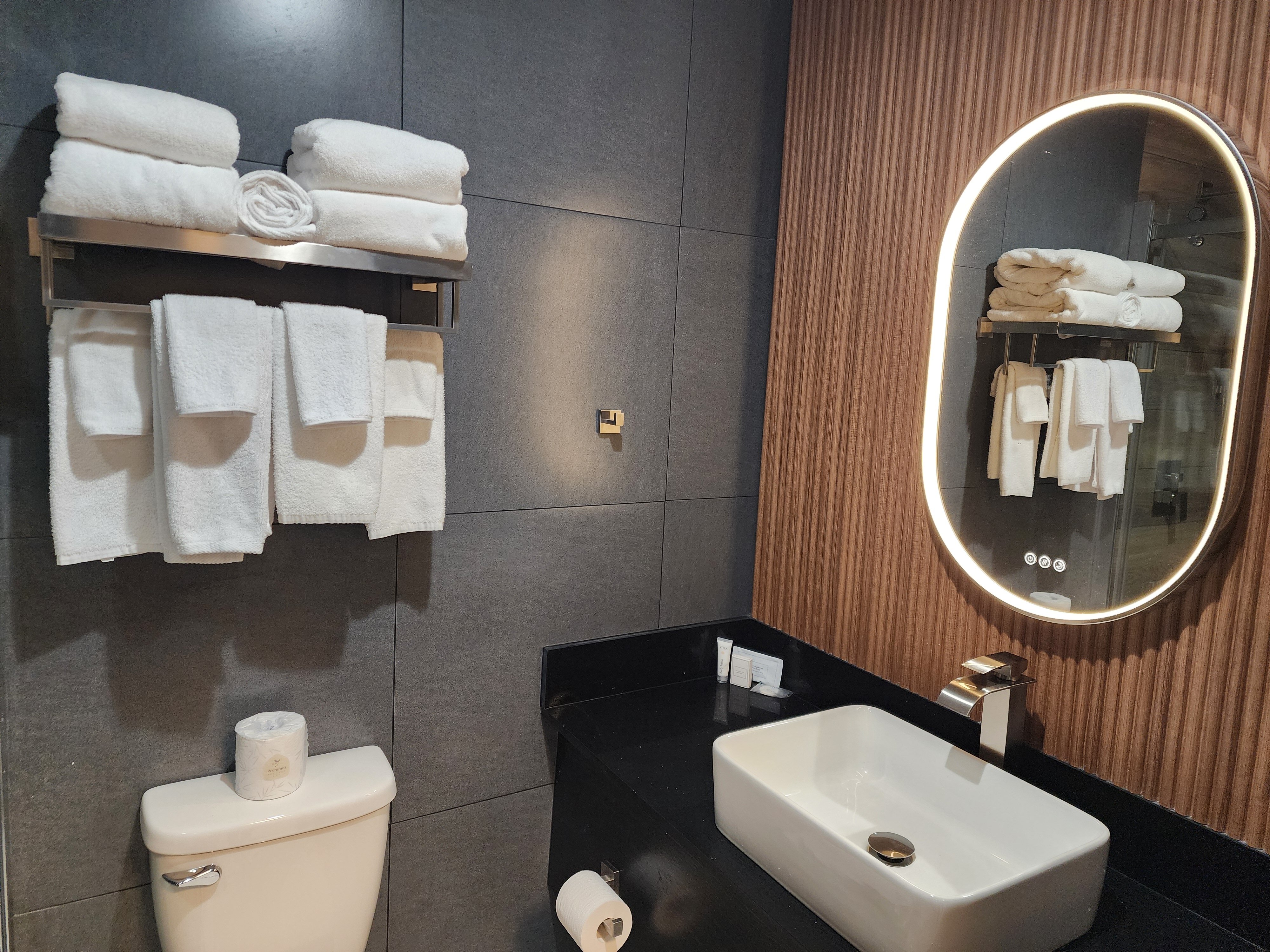 Inn The Mountains-浴室