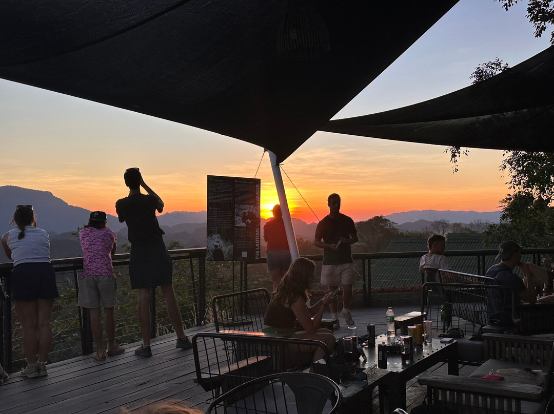 The Rock Viewpoint-Ban Khounkeo必去景点
