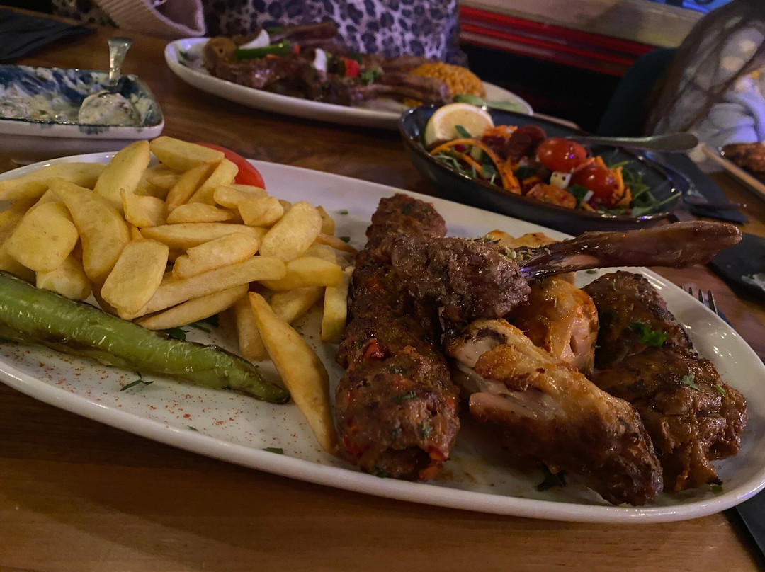 Rocca Restaurant & Cocktail Bar