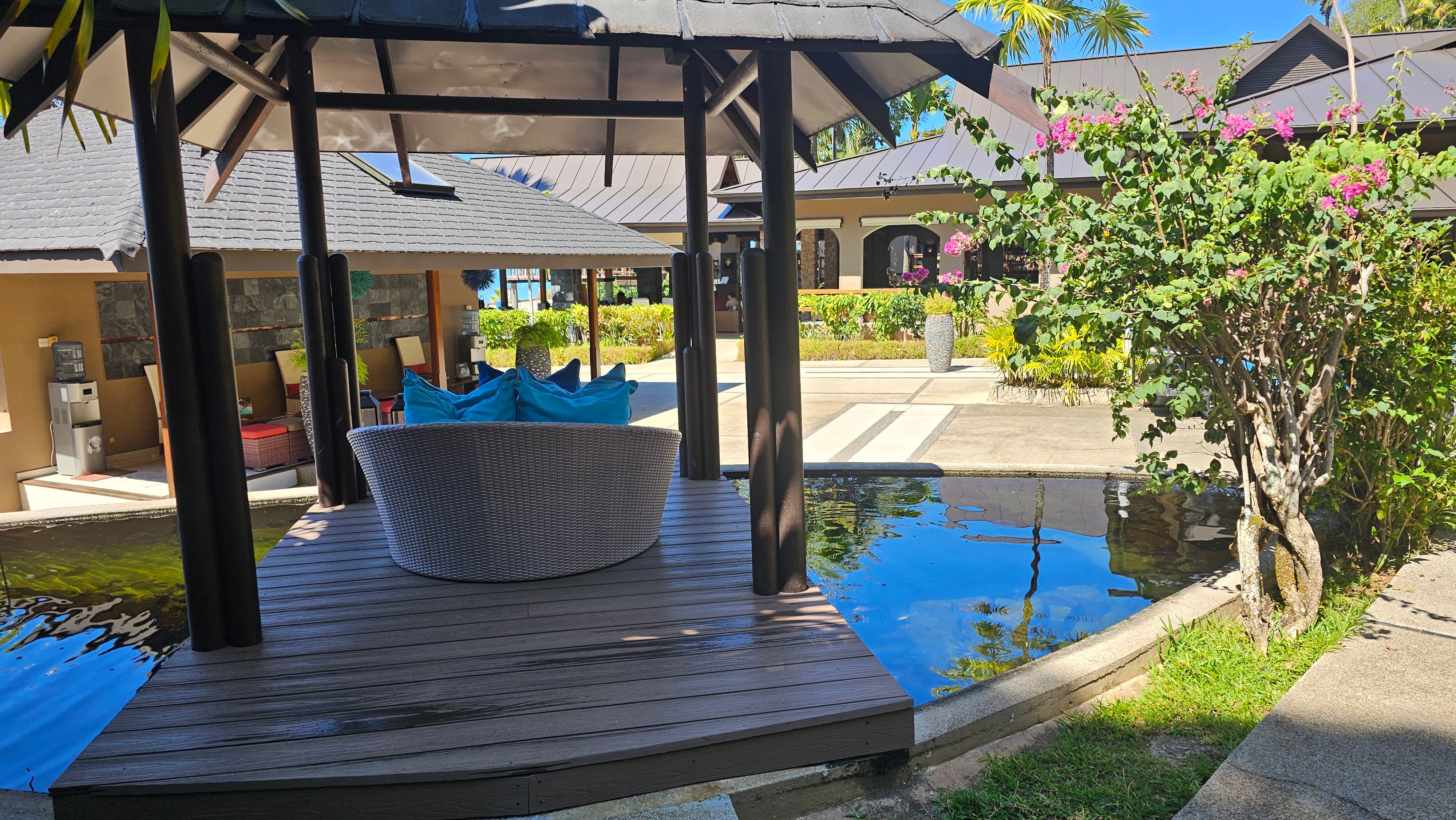 可可海酒店和黑鹦鹉套房酒店-浴室