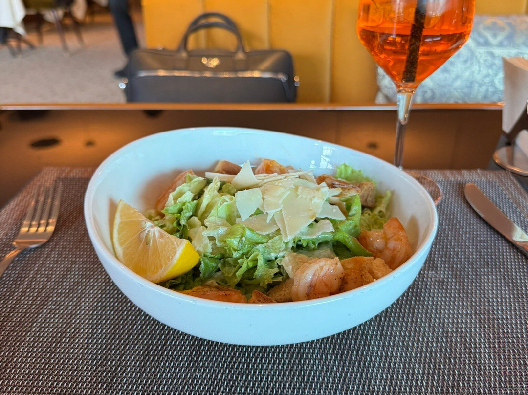 伊兹达公园酒店主图