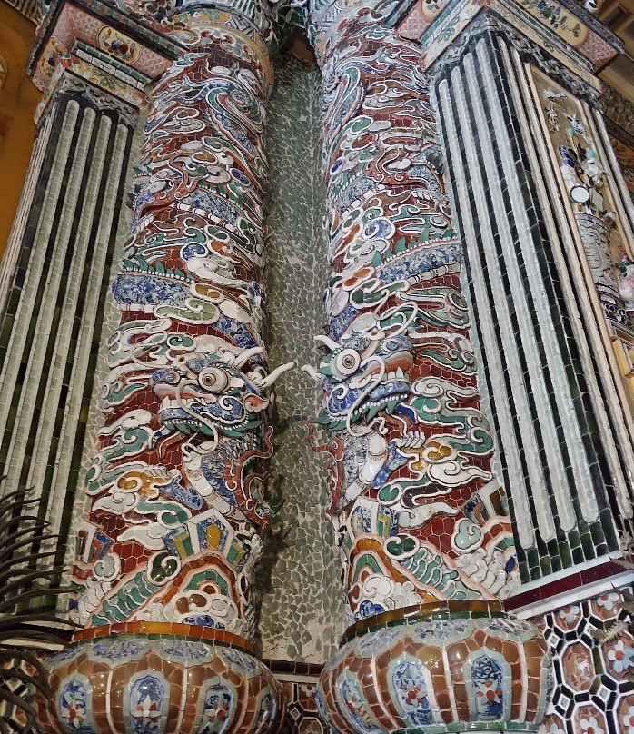 Imperial Tomb of Dong Khanh-顺化必去景点