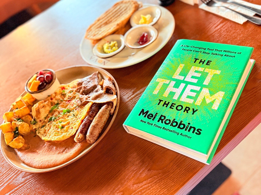 Nova Restaurant and Dessert Bar