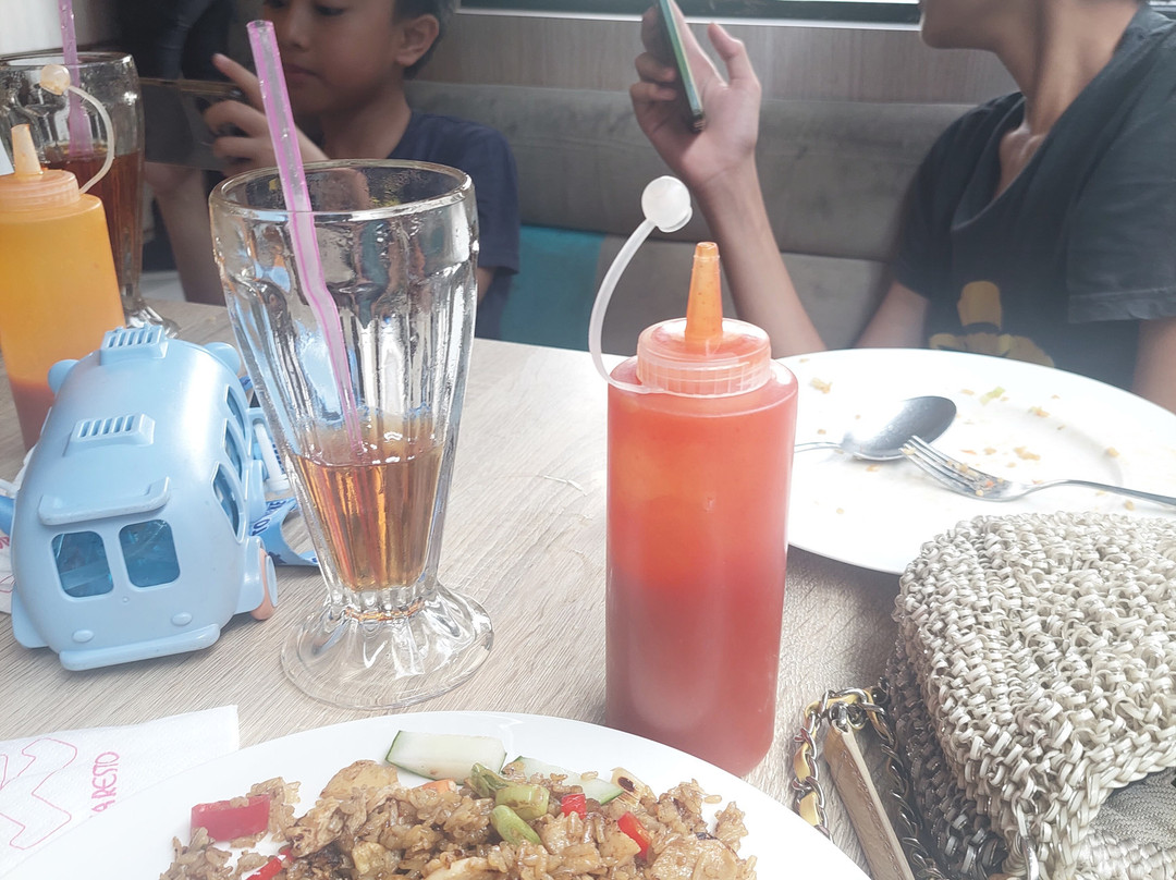 Ascent Premiere Hotel And Convention Pasuruan主图