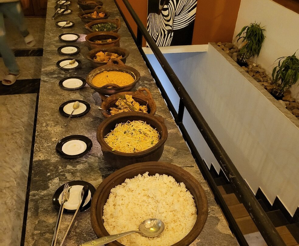 休闲山景假日酒店主图