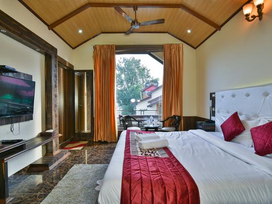 DLS Dalhousie Valley Resort主图