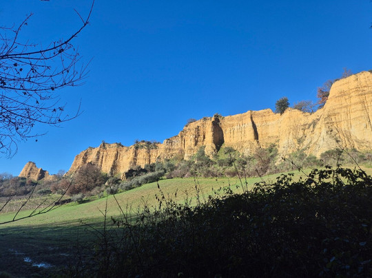 Balze del Valdarno-雷杰洛必去景点