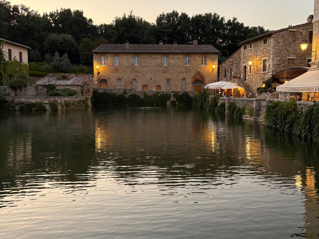 Piscina Termale-巴尼奥维诺尼必去景点