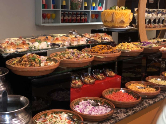 Ramada By Wyndham Murree Lower Topa Resort主图