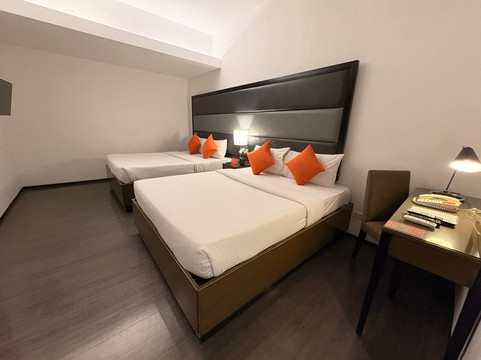 Privato Ortigas主图