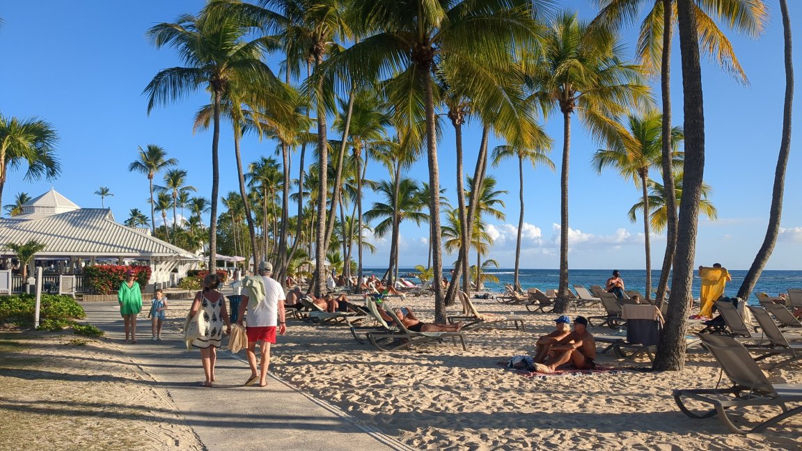 卡拉威岛地中海度假村-官方