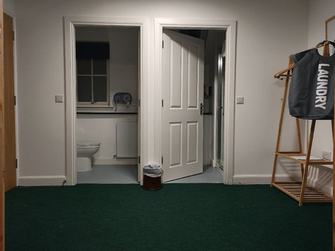 尼斯湖旅馆主图