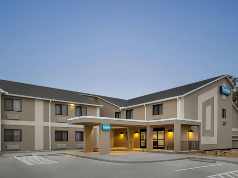 迪瑟斯特贝蒙特套房酒店