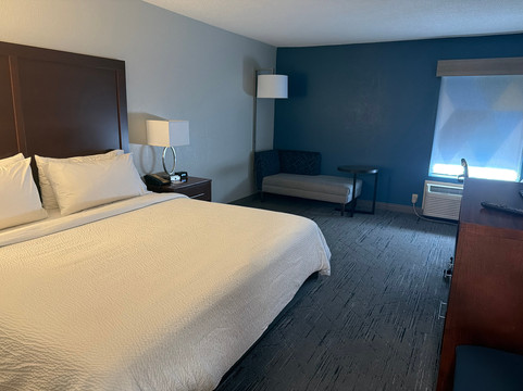 智选假日套房酒店科林斯主图