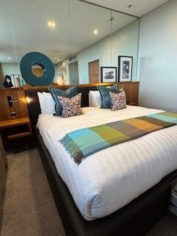 飞行员汉普郡主图