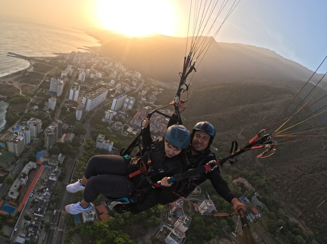 Vive Parapente-加拉加斯必去景点