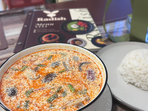 Radish Restaurant Breakfast and Lunch