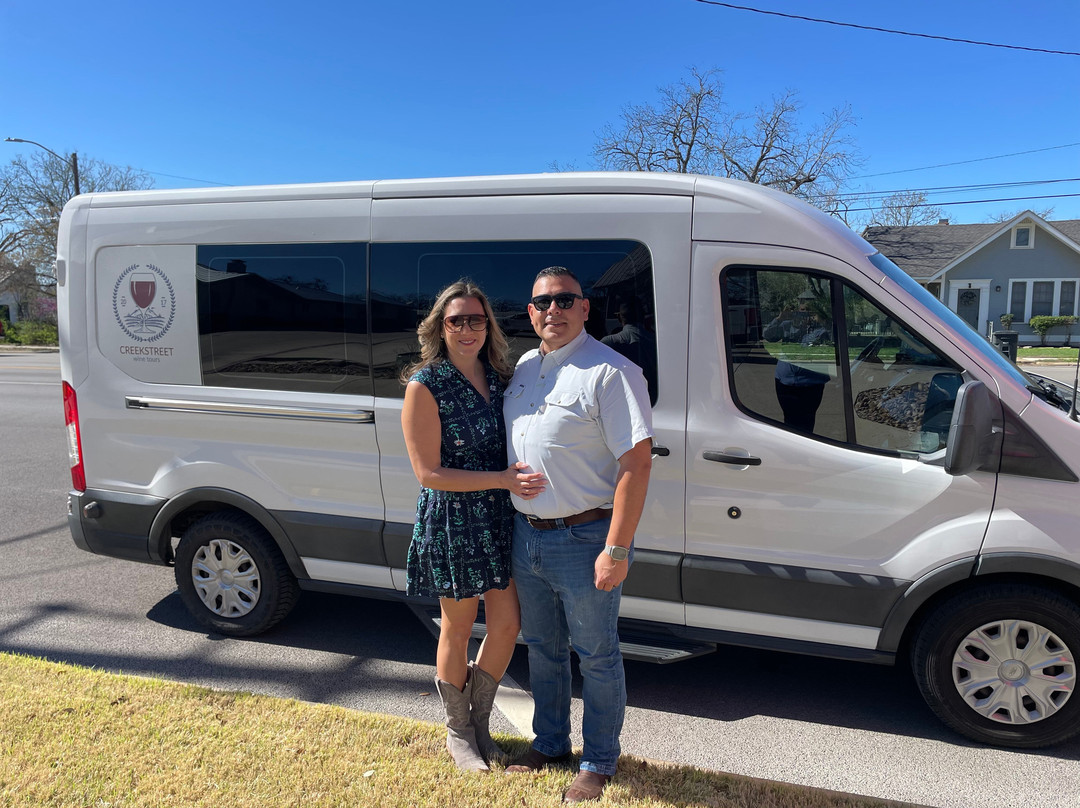 Creekstreet Wine Tours, Inc.-弗雷德里克斯堡必去景点