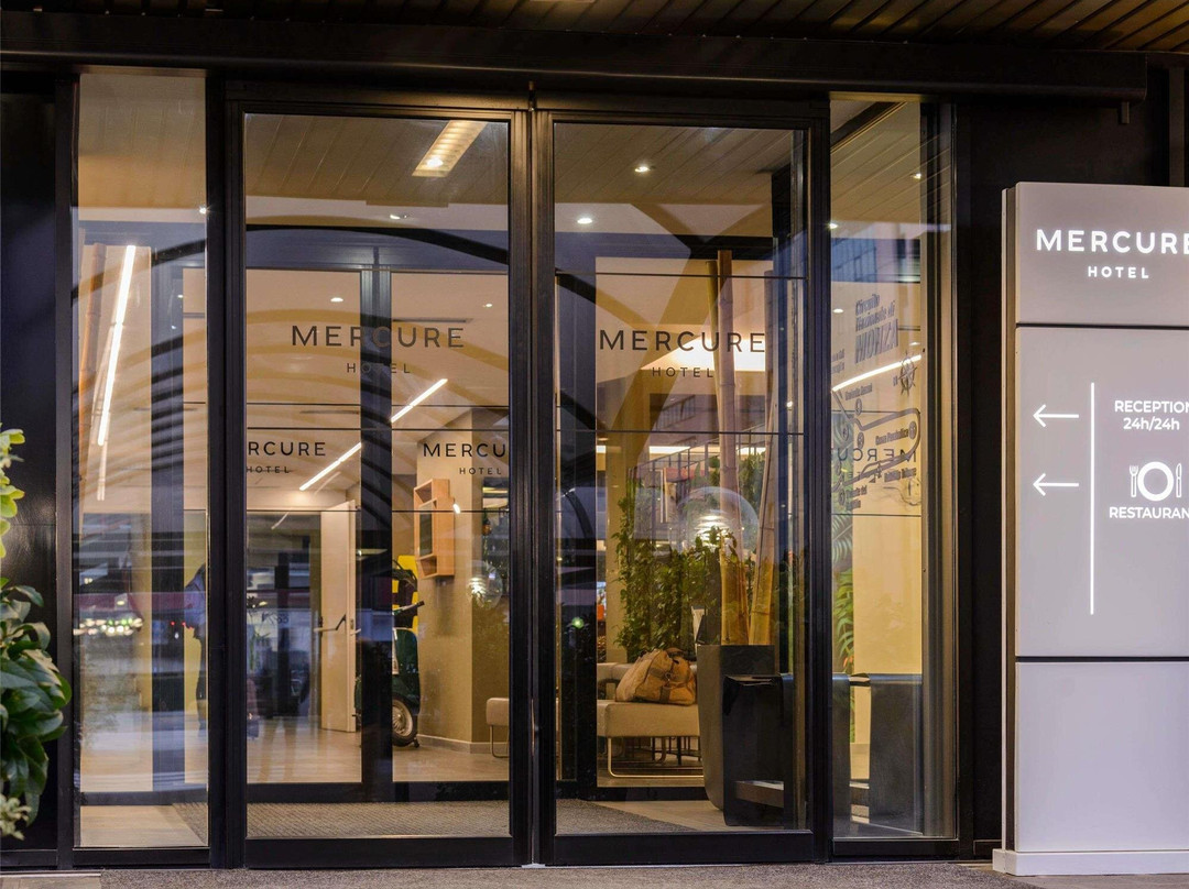 米兰阿格里特博安泽美居酒店主图