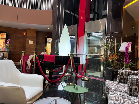 JF 格兰特普耶布拉酒店主图