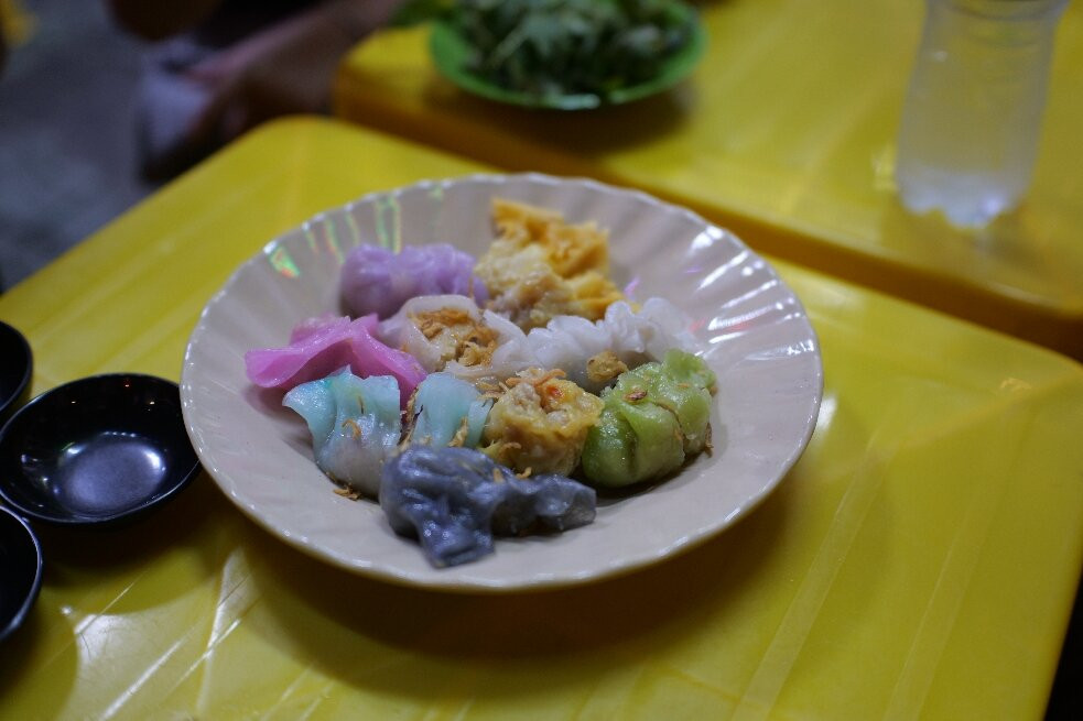 Vespa Rouge-胡志明市必去景点