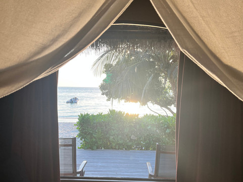 天堂度假村主图