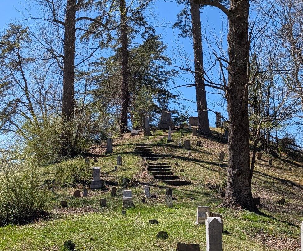 Dils Cemetery-Pikeville必去景点
