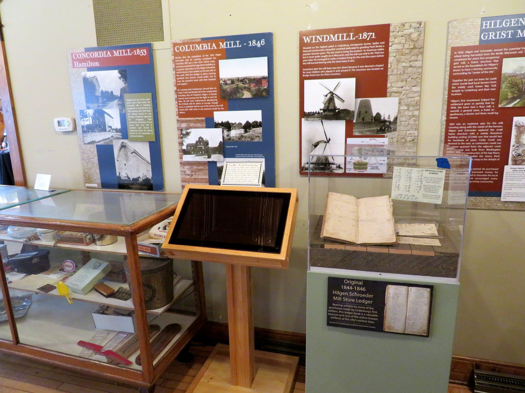 The Cedarburg Chamber of Commerce and Visitor Center-Cedarburg必去景点