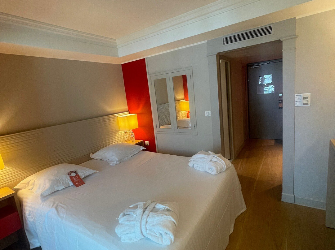 图尔大洋洲宇宙酒店主图