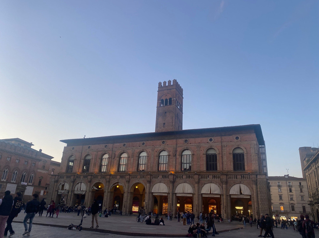 博洛尼亚主广场-博洛尼亚必去景点