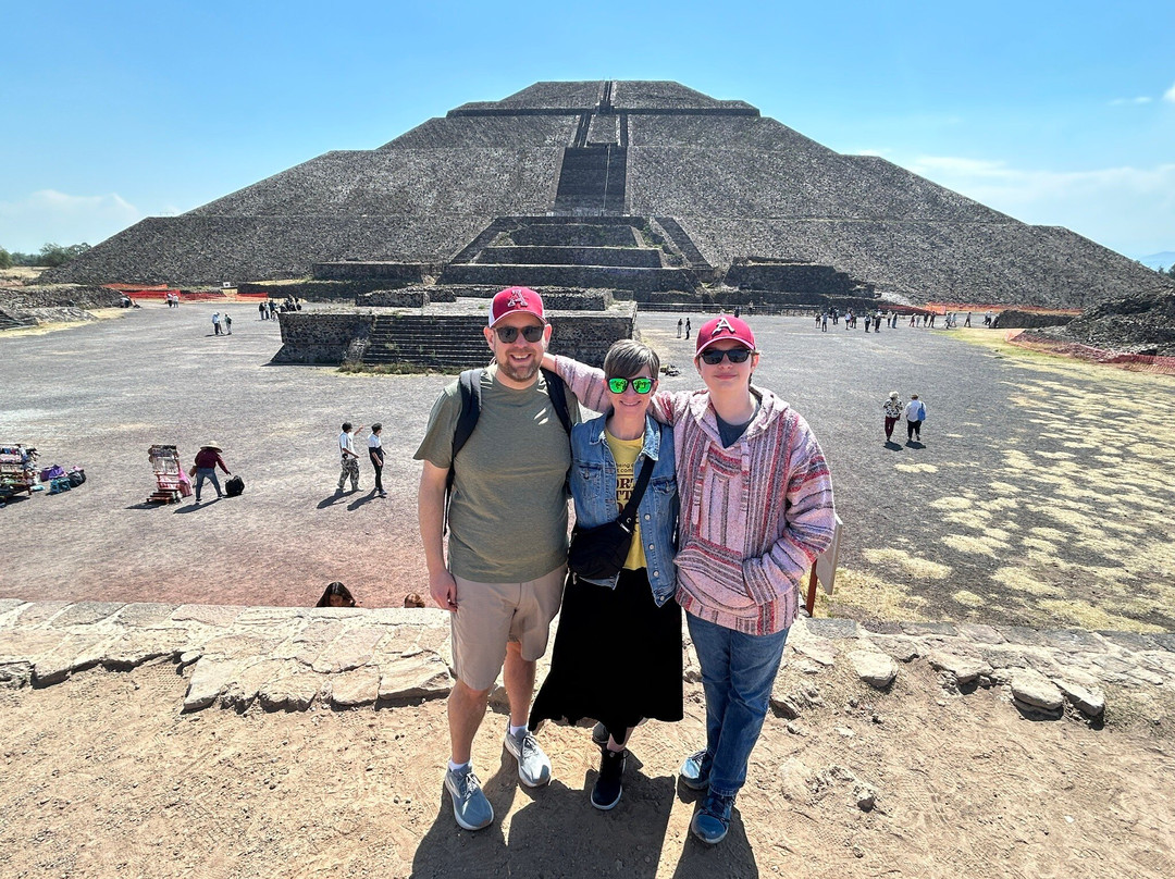 Journeys Beyond the Surface-墨西哥城必去景点