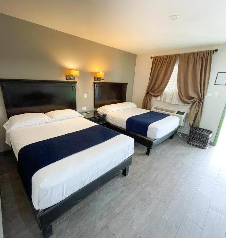 Palms Hotel