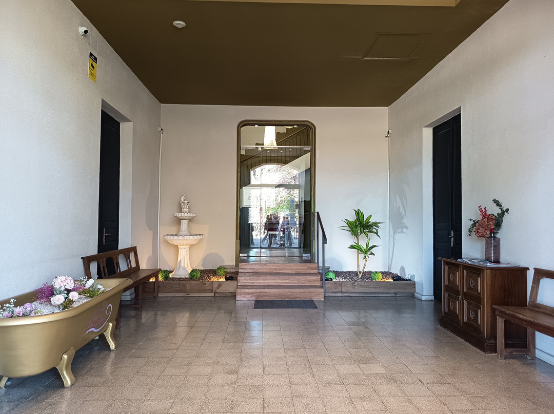 玛塔纳艾尔斯花园酒店主图