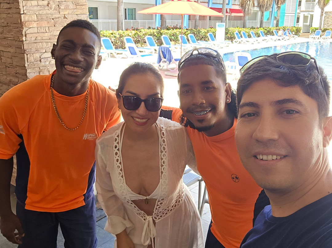 岛民得可麦仑酒店&度假村 - 全包主图