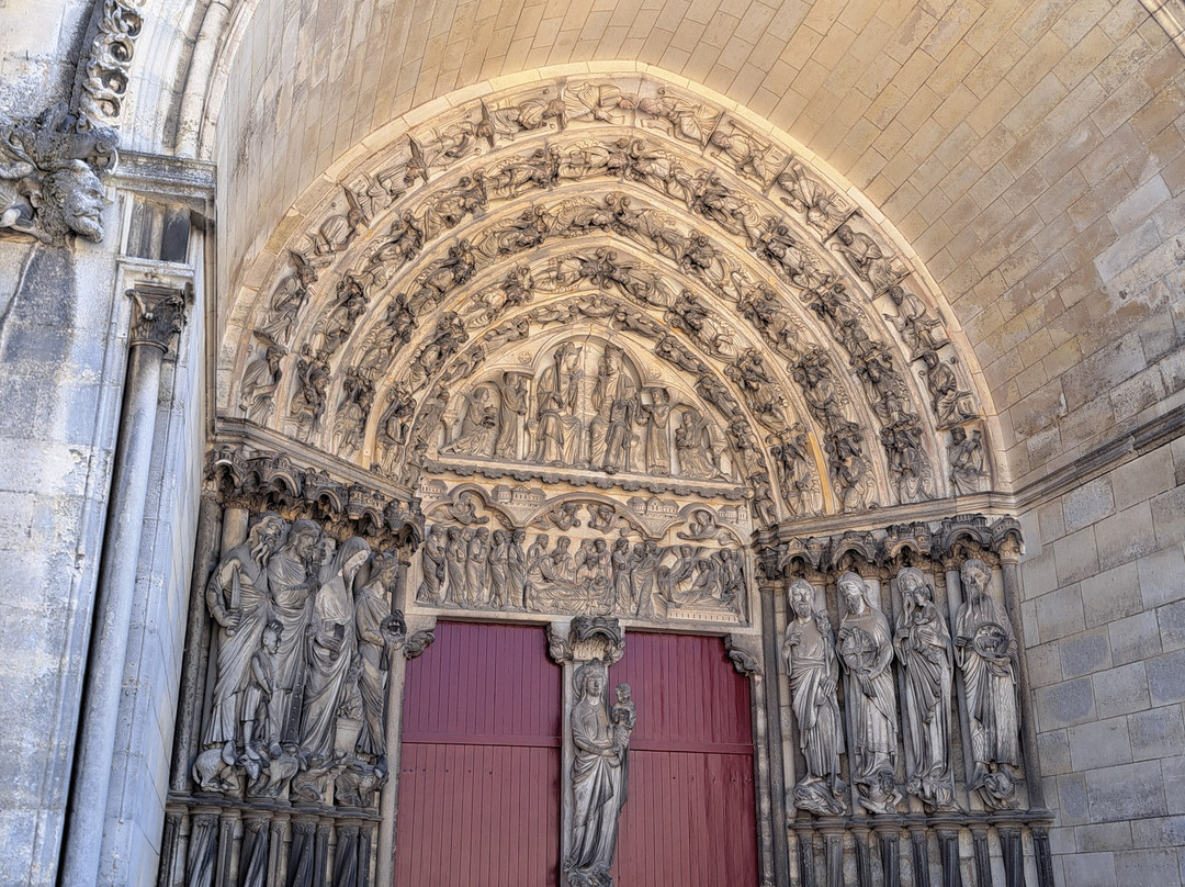 Cathedrale Notre-Dame de Laon-拉昂必去景点