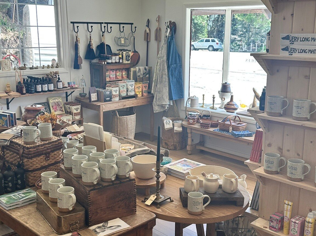 Skyforest Mercantile Home & Gift Store-Skyforest必去景点