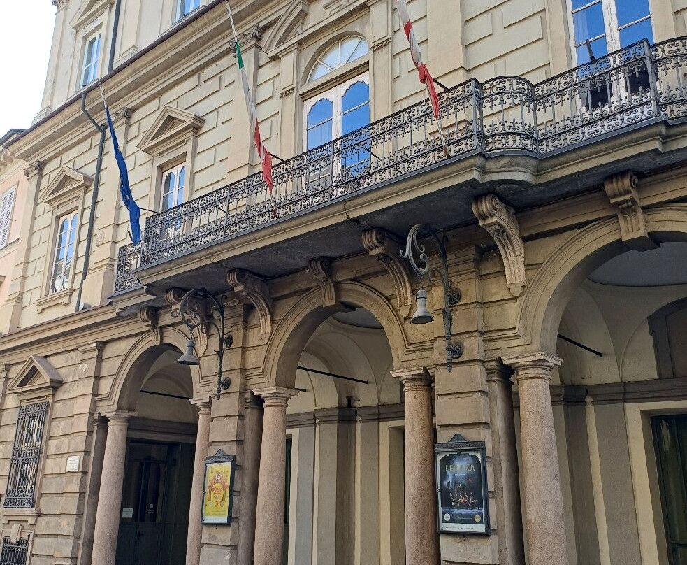 Teatro Fraschini-帕维亚必去景点