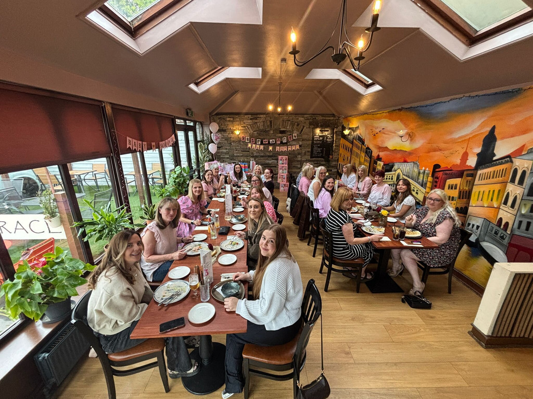 2Amici Hipperholme