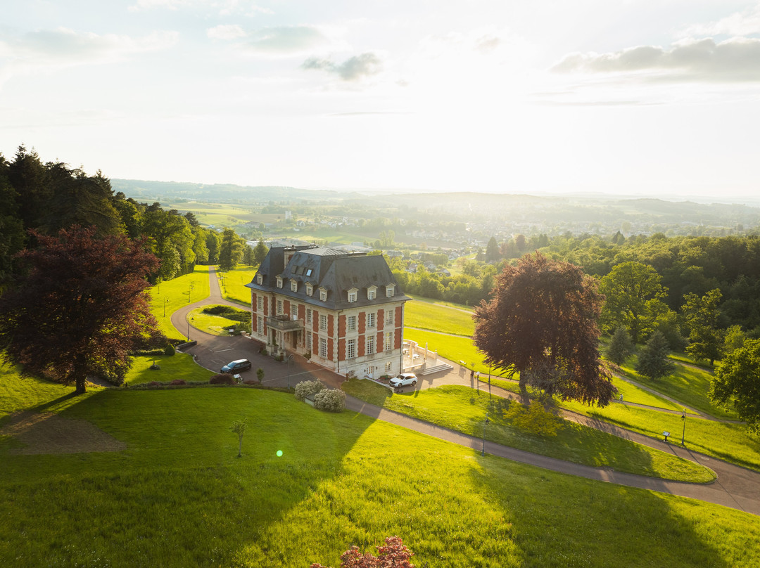 Domaine de Mont-Renaud主图