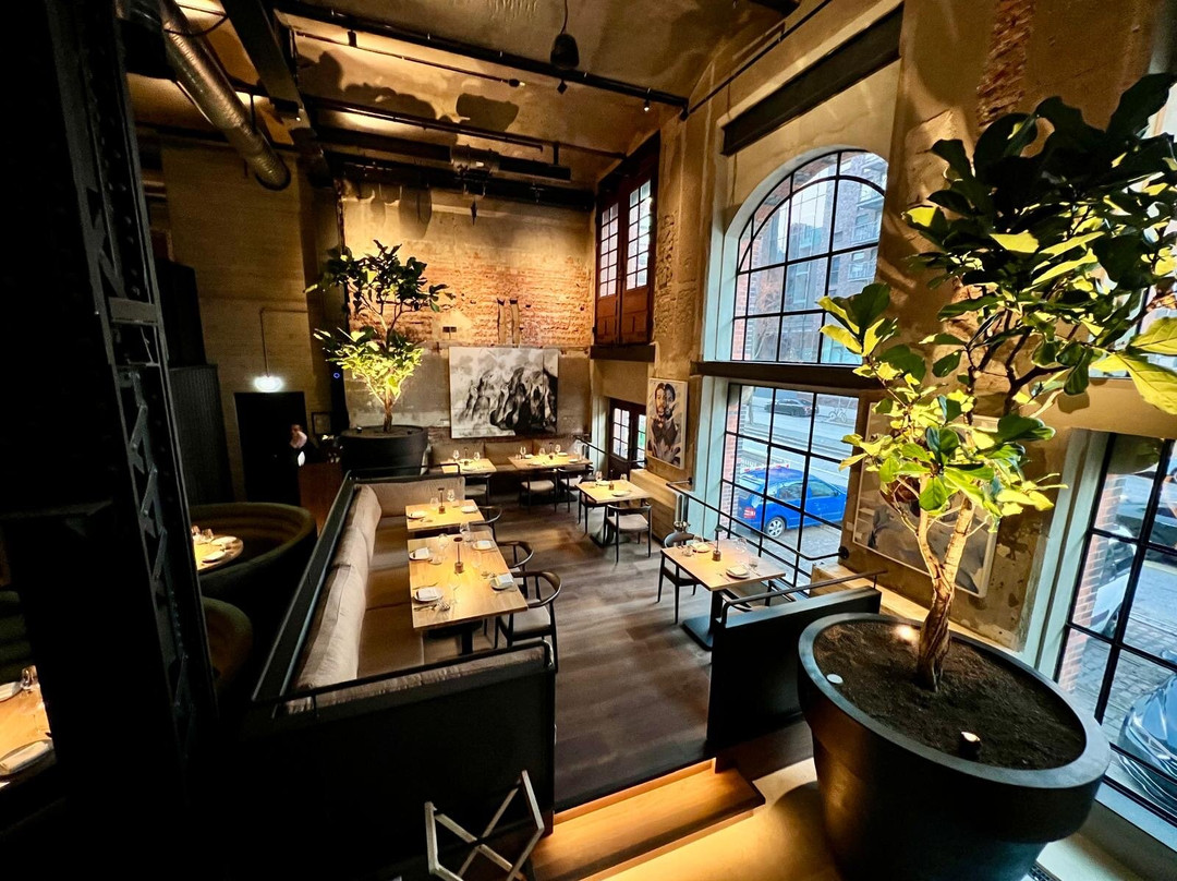 Chefs Warehouse Hamburg Canteen & Bar