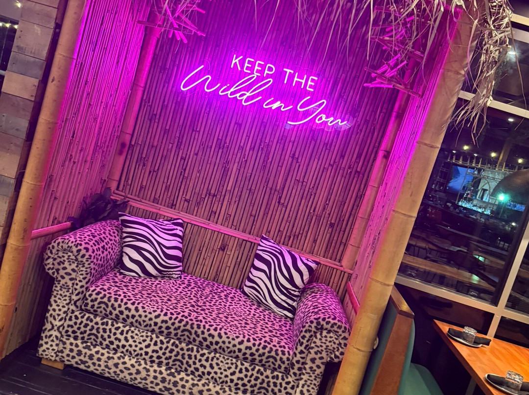 Selva Rosa Cocina & Bar