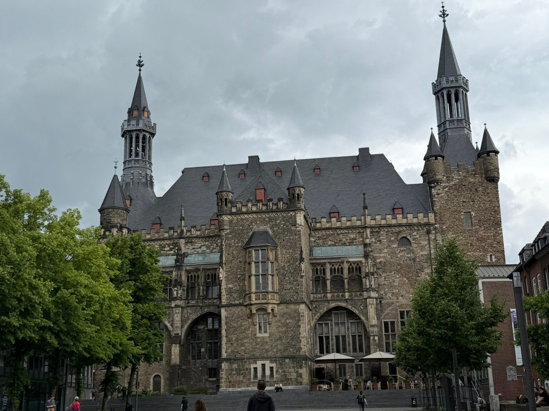 Ys Belgium Limousine & Private Guided Tours-布鲁塞尔必去景点