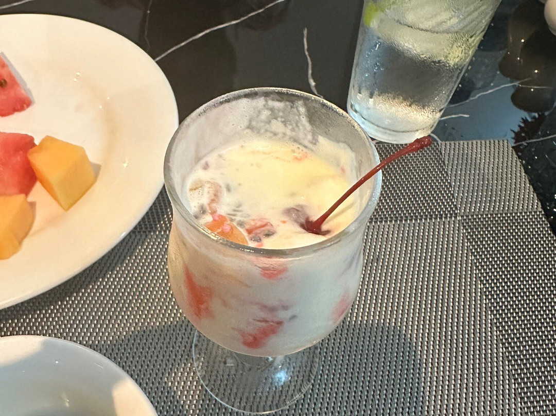 皇冠酒店主图