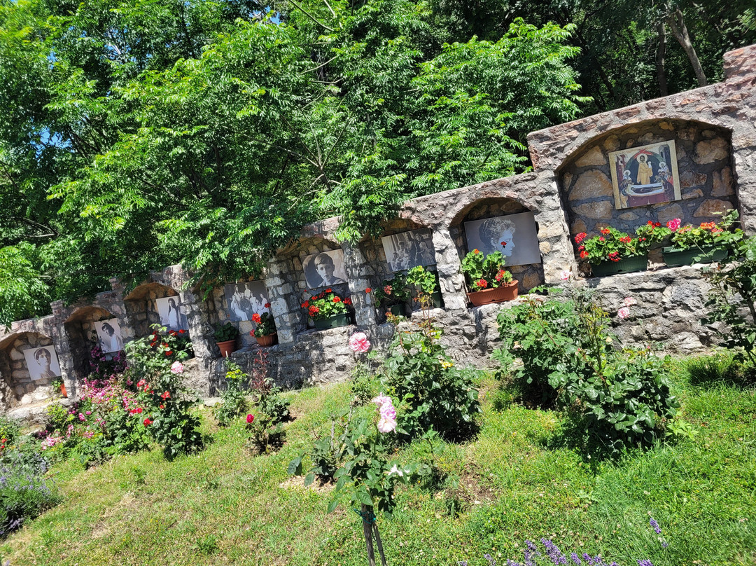 Rustovo monastery-布德瓦必去景点