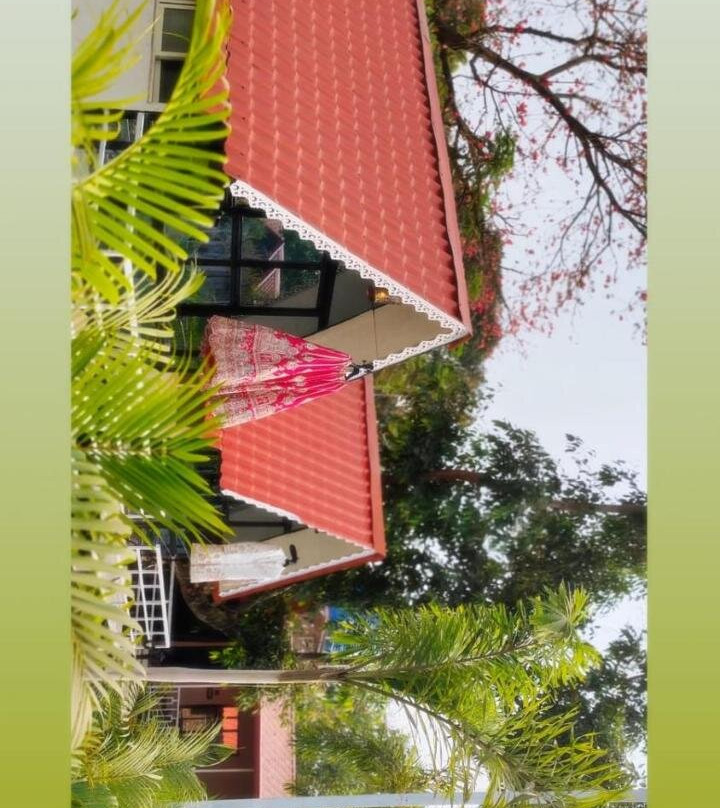 Hangout Resort