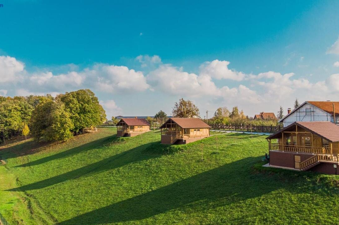 Lipa Houses & Spa