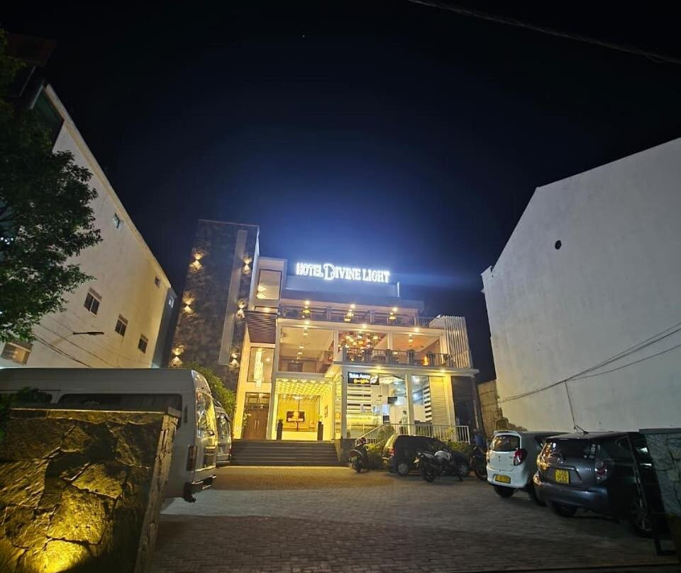 Hotel Divine Light Monaragala