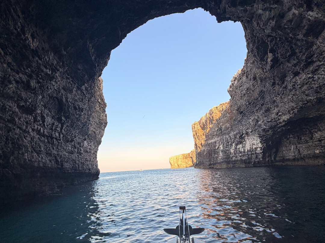 Comino Waves Boat Charters Malta-史克华必去景点